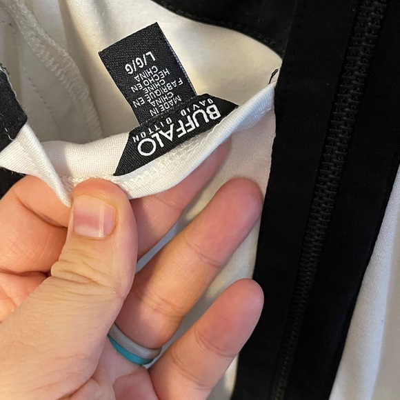 Geometric Black and White Dress - Picture 4 of 4